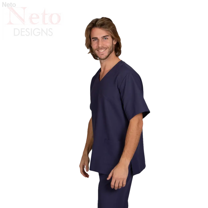 Modello maschile in casacca unisex microfibra blu navy V-neck